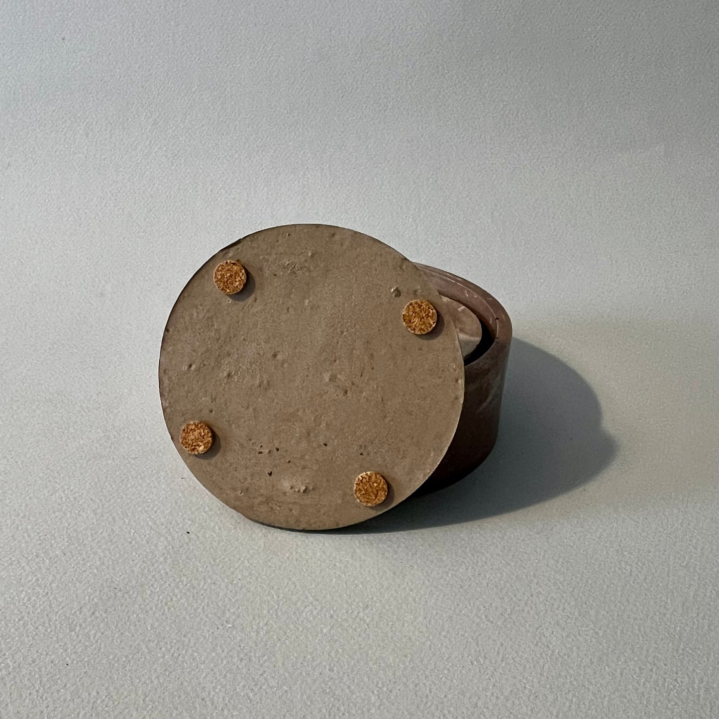 Ručno izrađen komplet 4 podloška za čase s držačem za podloške